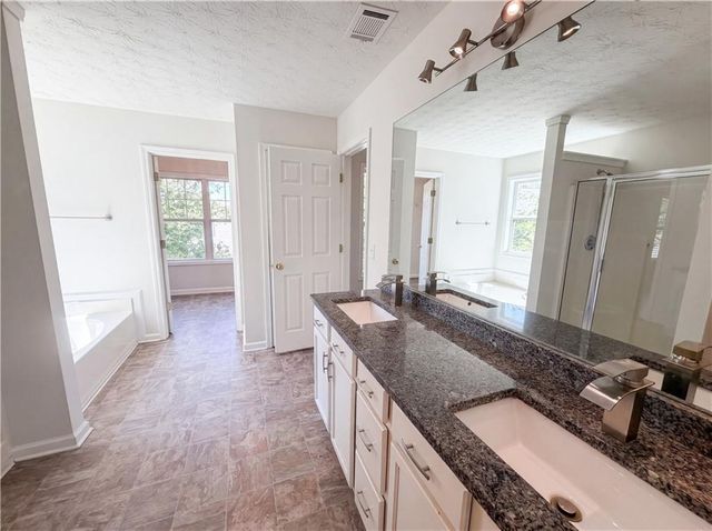 603 Marsh Lake Road, Lawrenceville, GA 30045