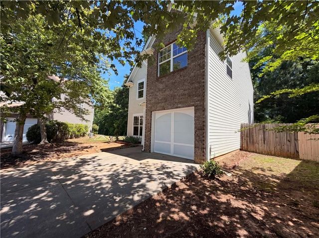 603 Marsh Lake Road, Lawrenceville, GA 30045