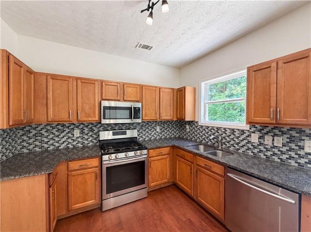 603 Marsh Lake Road, Lawrenceville, GA 30045