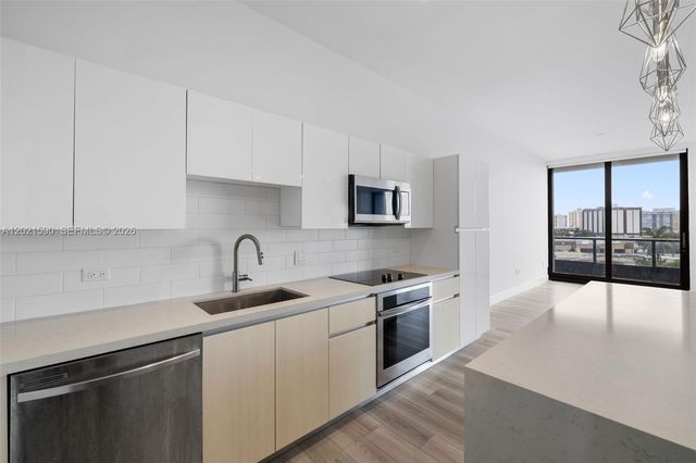 101 Diplomat Pkwy 410, Hallandale Beach, FL 33009