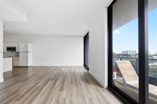 101 Diplomat Pkwy 410, Hallandale Beach, FL 33009