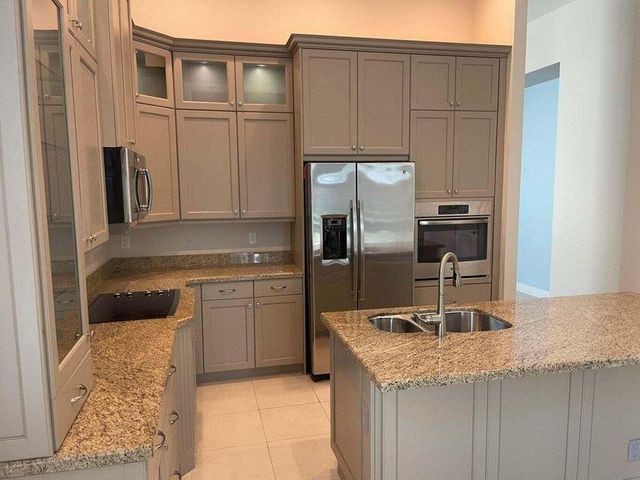 600 SE Fascino Circle, Port St. Lucie, Port St Lucie, FL 34984