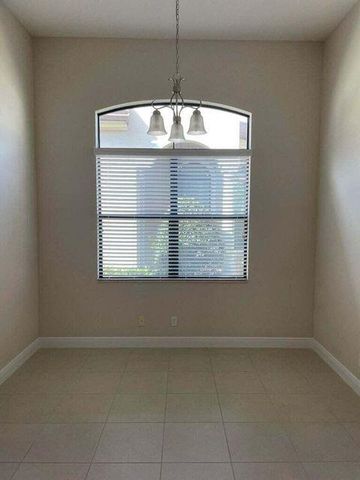 600 SE Fascino Circle, Port St. Lucie, Port St Lucie, FL 34984