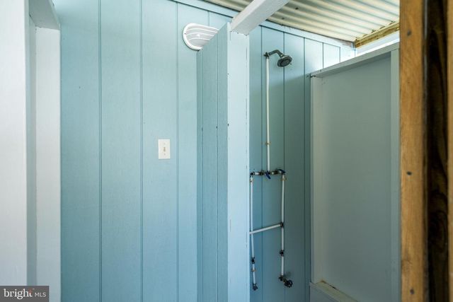 328 W 6TH ST, Ship Bottom, NJ 08008