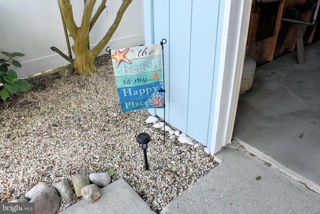 328 W 6TH ST, Ship Bottom, NJ 08008