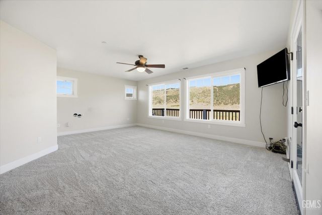 9401 Whispering Pines Road, Frazier Park, CA 93225