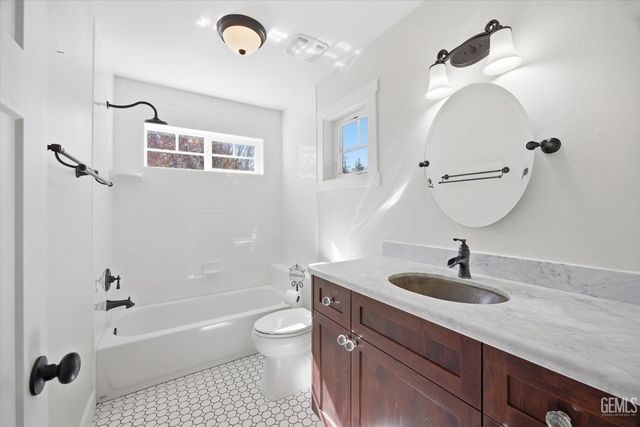9401 Whispering Pines Road, Frazier Park, CA 93225