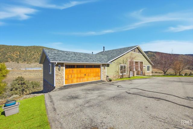 9401 Whispering Pines Road, Frazier Park, CA 93225