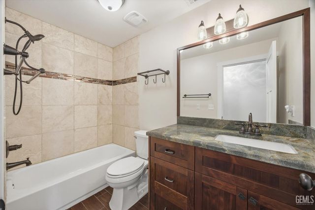 9401 Whispering Pines Road, Frazier Park, CA 93225