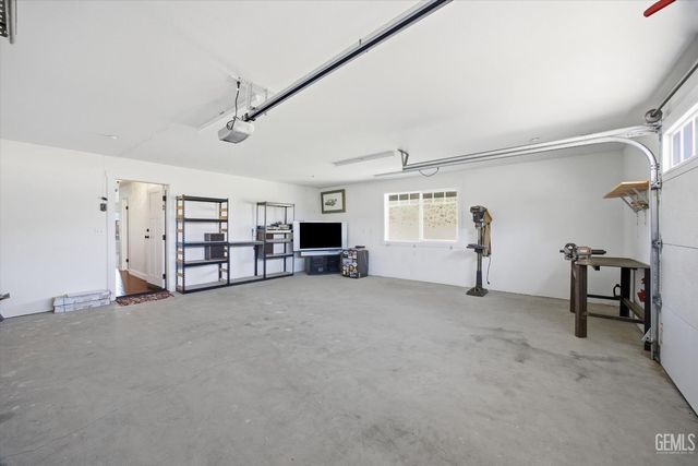 9401 Whispering Pines Road, Frazier Park, CA 93225
