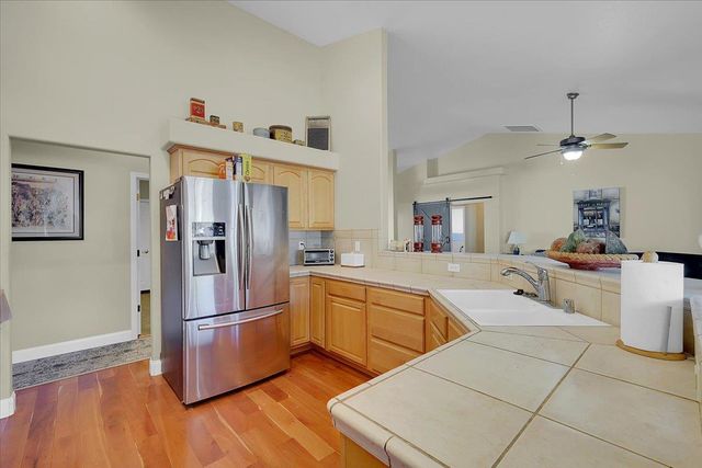 13915 Gold Country Dr, Penn Valley, CA 95946