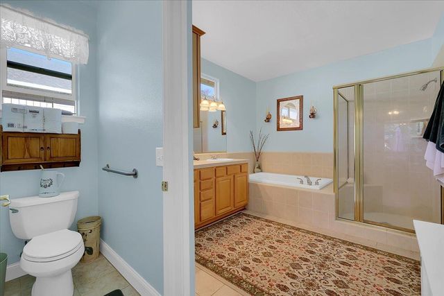 13915 Gold Country Dr, Penn Valley, CA 95946