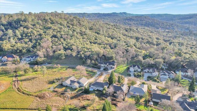 13915 Gold Country Dr, Penn Valley, CA 95946