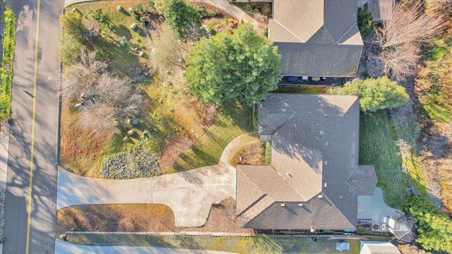 13915 Gold Country Dr, Penn Valley, CA 95946