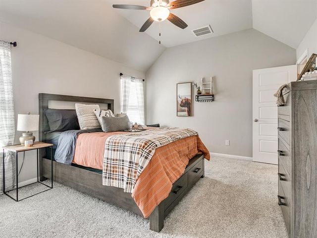 1096 SE 17th Street, Newcastle, OK 73065