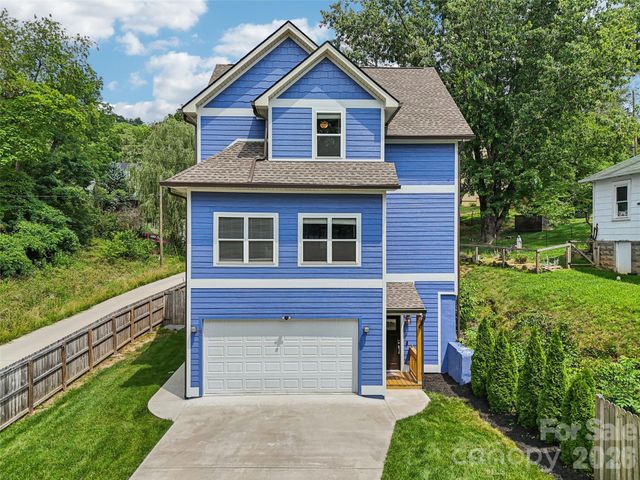 8 Apple Lane, Asheville, NC 28804