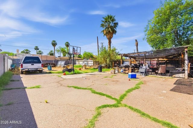 1025 E ROOSEVELT Street, Phoenix, AZ 85006