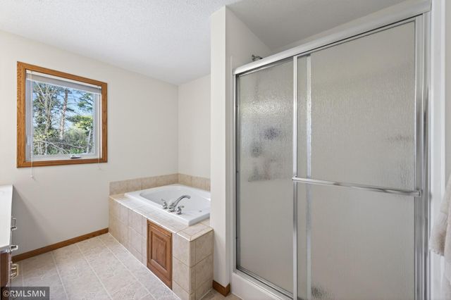 8549 Woodland Curve, Saint Bonifacius, MN 55375