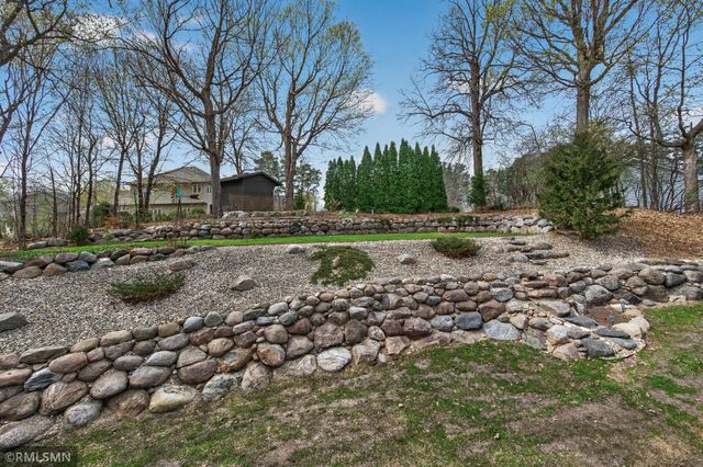 8549 Woodland Curve, Saint Bonifacius, MN 55375