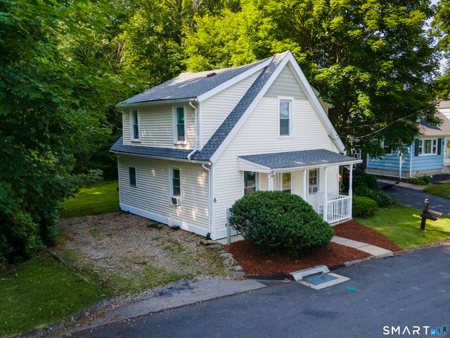 15 Lexington Avenue, Norwich, CT 06360