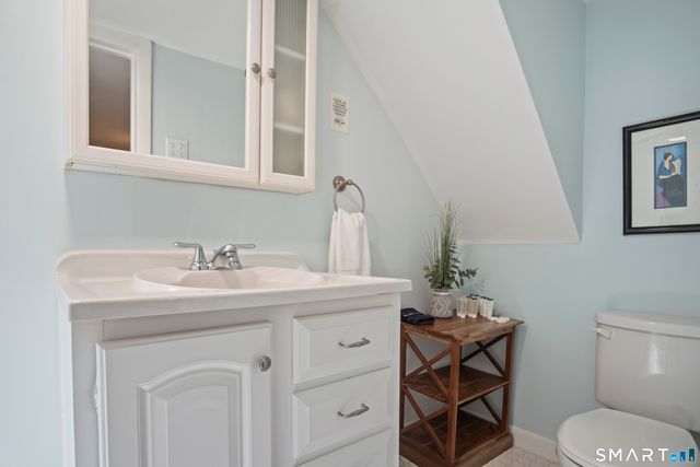 15 Lexington Avenue, Norwich, CT 06360