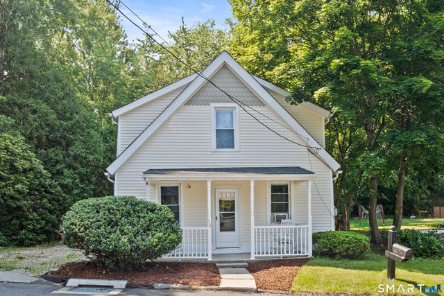 15 Lexington Avenue, Norwich, CT 06360