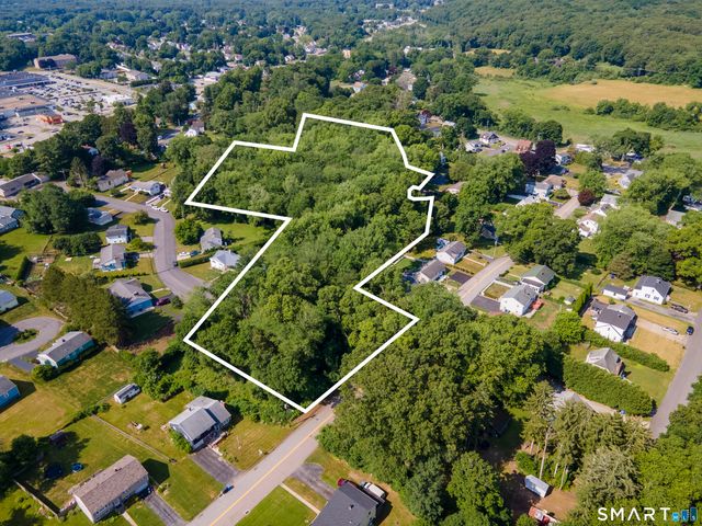 15 Lexington Avenue, Norwich, CT 06360