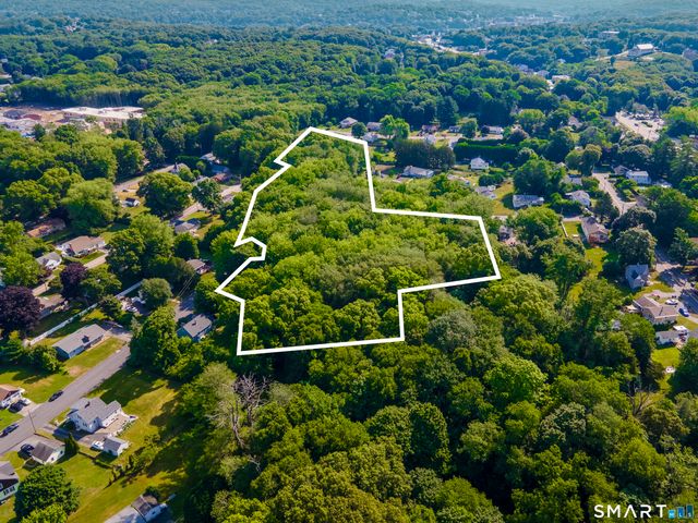 15 Lexington Avenue, Norwich, CT 06360