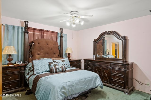 1835 E Madrid Avenue, Las Cruces, NM 88001