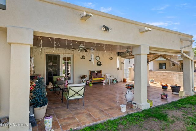 1835 E Madrid Avenue, Las Cruces, NM 88001