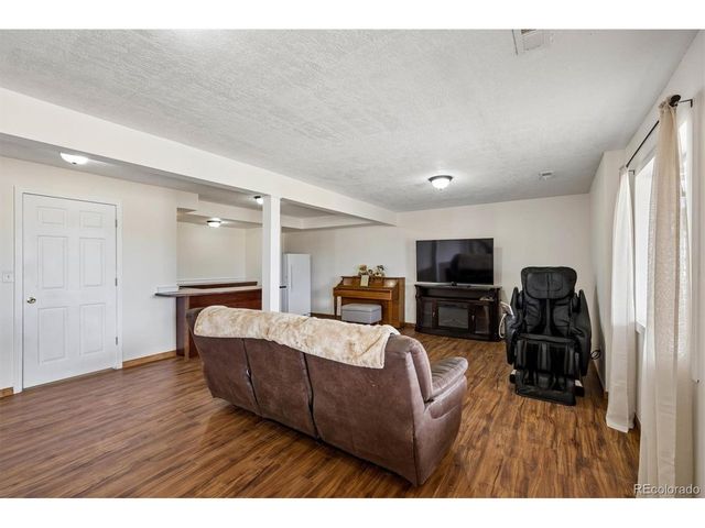 7781 Shenandoah Dr, Elizabeth, CO 80107