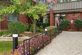 127 Acacia Circle 304, Indian Head Park, IL 60525