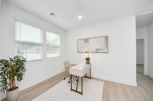 9435 Arledge Street, Houston, TX 77075