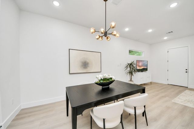 9435 Arledge Street, Houston, TX 77075