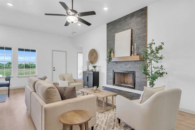 1056 County Road 2726, Caddo Mills, TX 75135