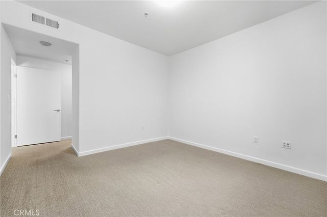 250 N First Street 329, Burbank, CA 91502