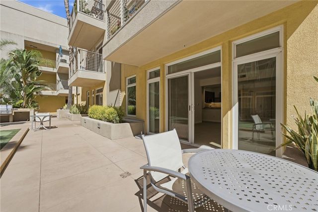 250 N First Street 329, Burbank, CA 91502