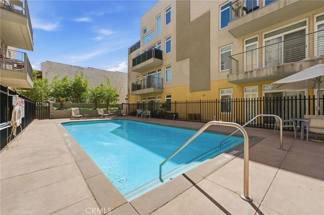 250 N First Street 329, Burbank, CA 91502