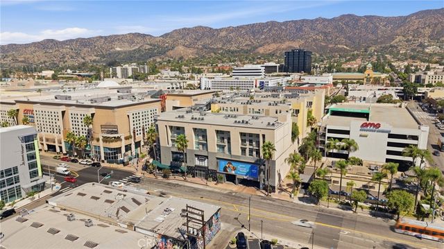 250 N First Street 329, Burbank, CA 91502