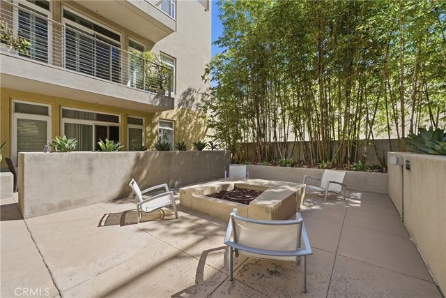 250 N First Street 329, Burbank, CA 91502