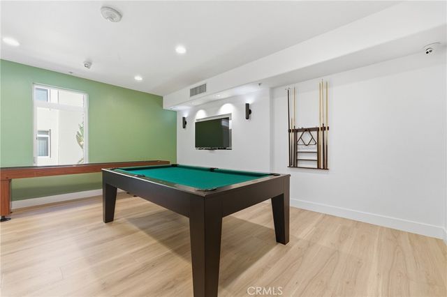 250 N First Street 329, Burbank, CA 91502