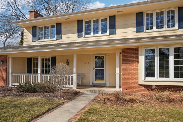 3220 W Chateau COURT, Mequon, WI 53092