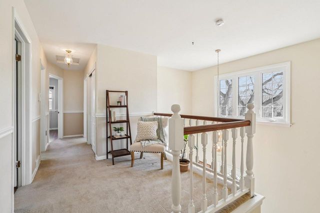 3220 W Chateau COURT, Mequon, WI 53092