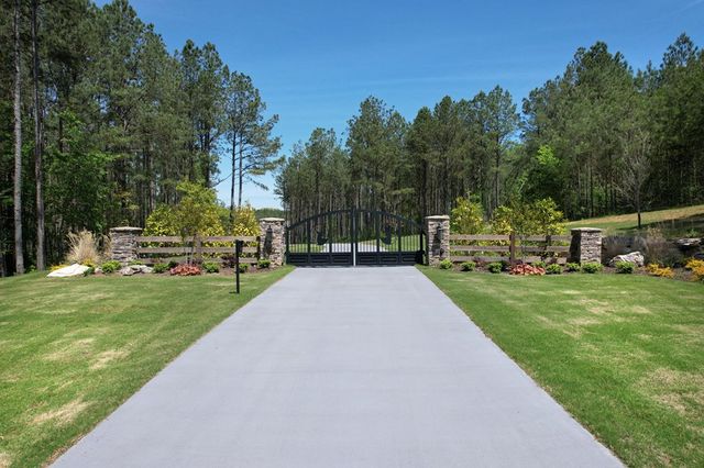 1699 NE Boyles Mill Road, Dalton, GA 30721