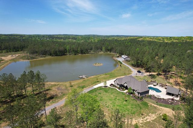 1699 NE Boyles Mill Road, Dalton, GA 30721