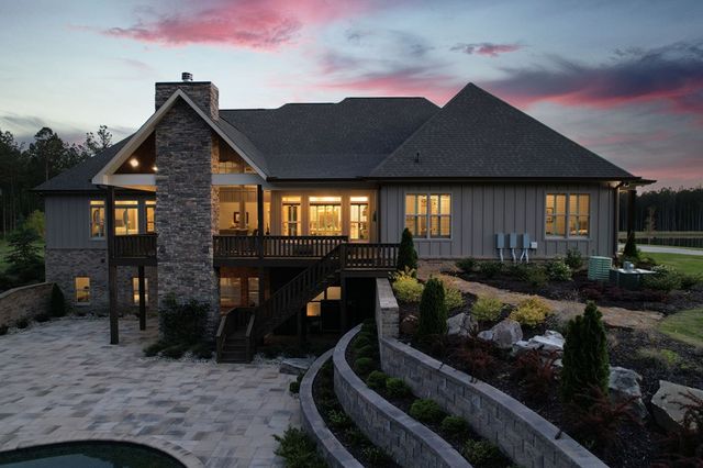 1699 NE Boyles Mill Road, Dalton, GA 30721