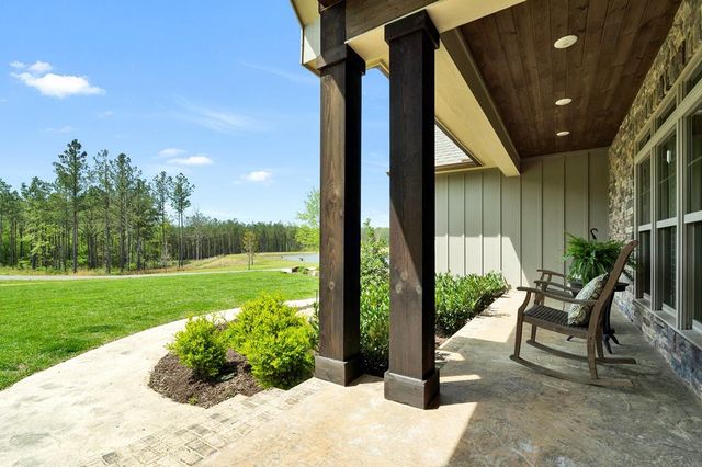 1699 NE Boyles Mill Road, Dalton, GA 30721