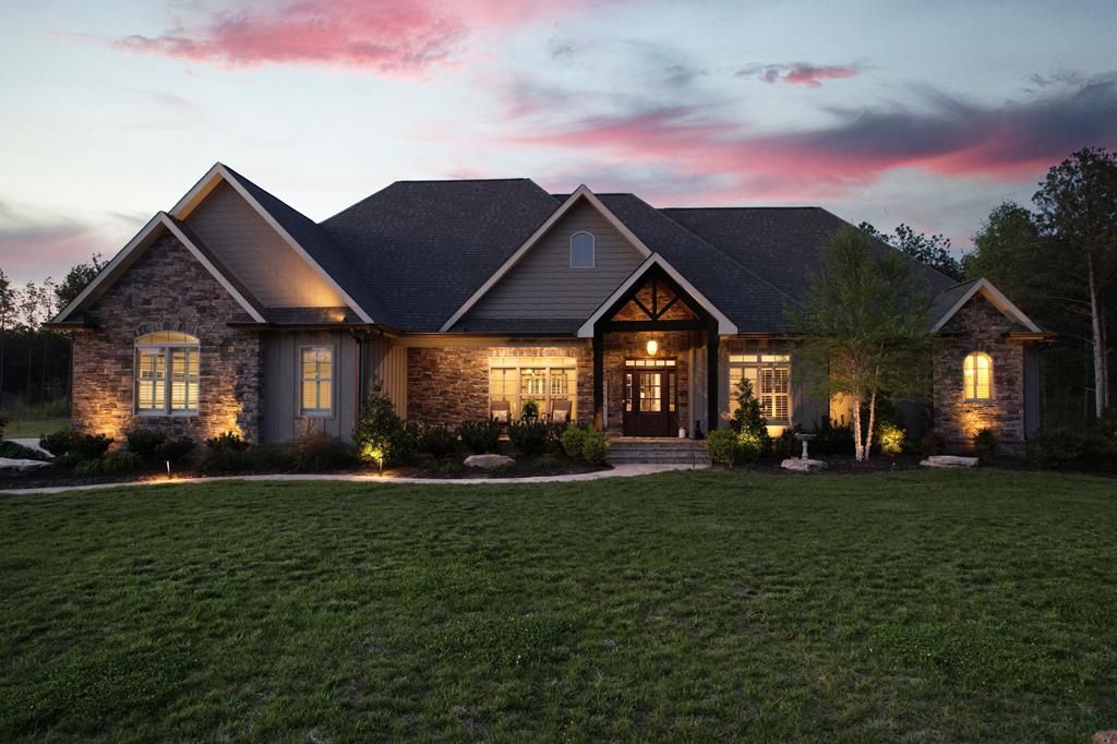 1699 NE Boyles Mill Road, Dalton, GA 30721