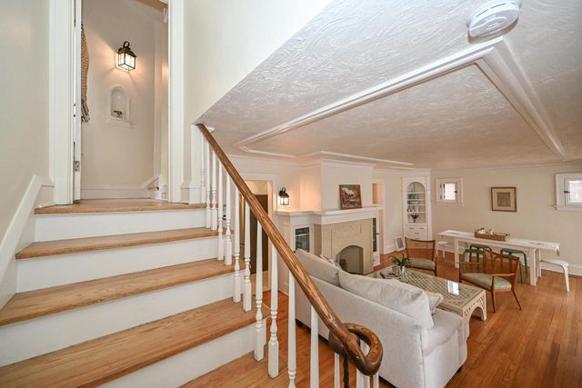 1705 N 68th STREET, Wauwatosa, WI 53213