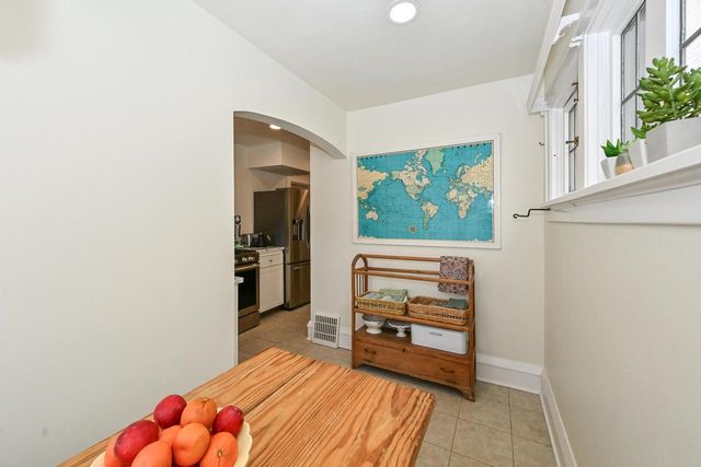 1705 N 68th STREET, Wauwatosa, WI 53213